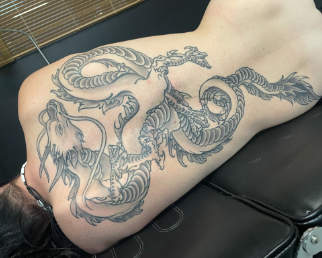 Salon de tatouage, tatoueur à Bordeaux - Shop St Michel (33).