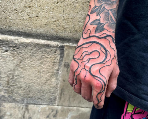 Salon de tatouage, tatoueur à Bordeaux - Shop St Michel (33).