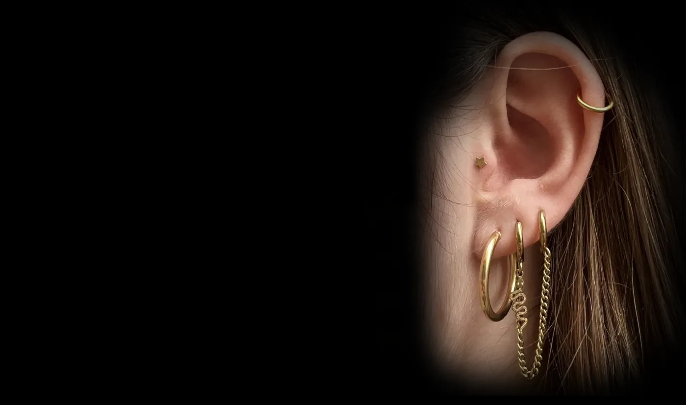 Piercings et Tatouages à Bordeaux, pierceur et tatoueur | Le Perce Muraille.