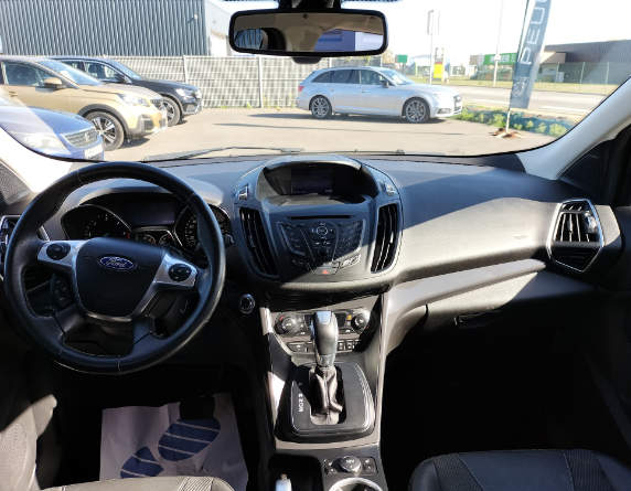 Nettoyage voiture préparation vente en Vendée, Roche-sur-Yon.