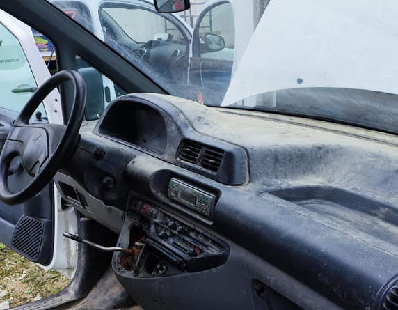 Nettoyage voiture préparation vente en Vendée, Roche-sur-Yon.